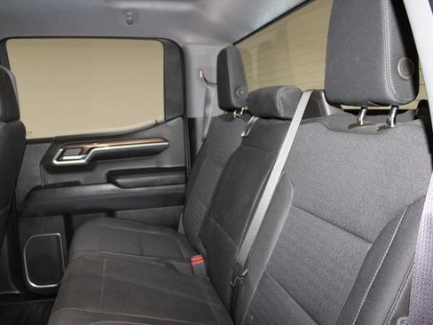 Used 2023 Chevrolet Silverado 1500 LT AWD/4WD image 18