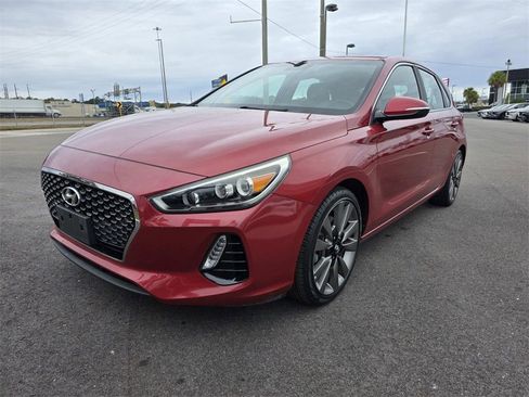 Used 2018 Hyundai Elantra GT Sport image 5