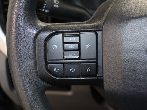 Used 2024 Ford F250 XLT image 38