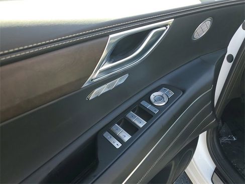 Used 2024 Genesis GV80 3.5T image 13