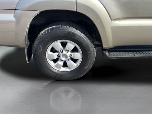 Used 2008 Toyota 4Runner SR5 RWD image 35