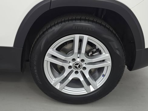 Used 2020 Mercedes-Benz GLB 250 image 34