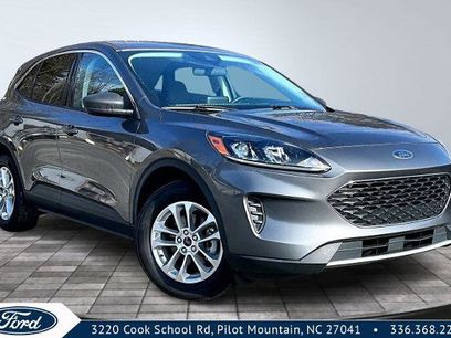 Certified 2022 Ford Escape SE