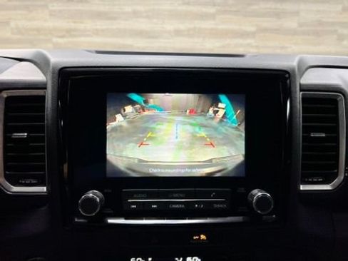 Used 2023 Nissan Frontier SV w/ SV Convenience Package AWD/4WD image 16