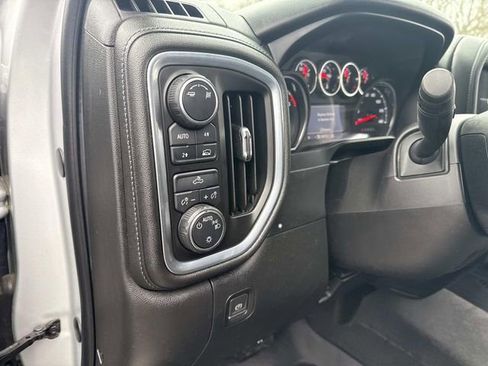 Used 2019 Chevrolet Silverado 1500 LT w/ All-Star Edition image 28