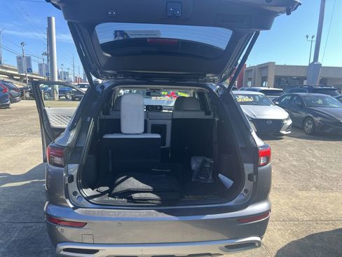 Used 2022 Mitsubishi Outlander SEL image 16