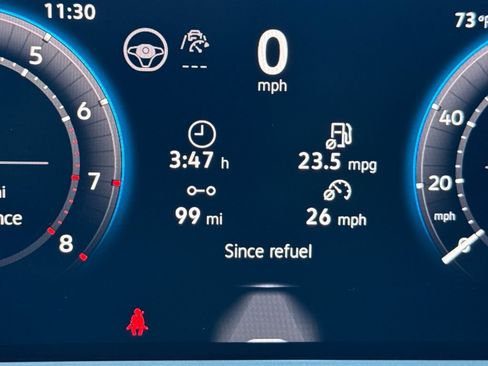 Used 2025 Volkswagen Tiguan SE AWD/4WD image 26