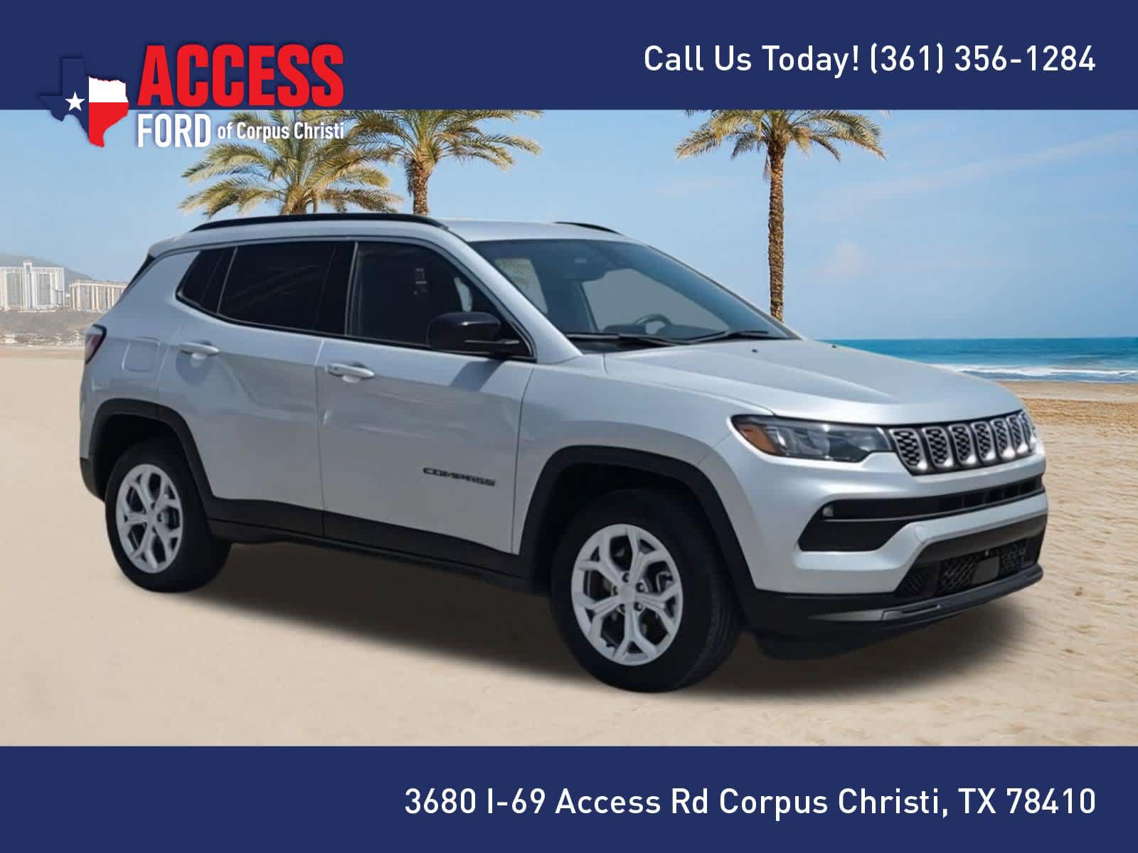 Used 2024 Jeep Compass Latitude AWD/4WD image 2