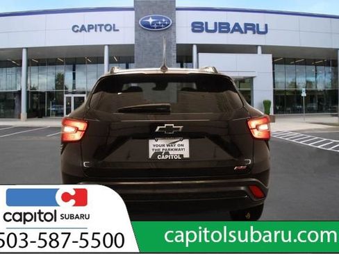 Used 2026 Chevrolet Trax RS w/ Driver Confidence Package FWD image 5