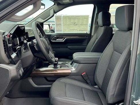 New 2026 Chevrolet Silverado 1500 LT Trail Boss w/ Safety Package image 33