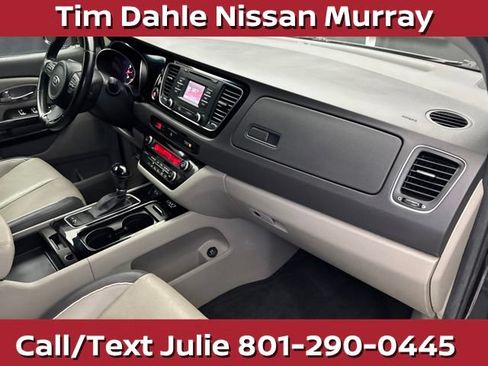 Used 2015 Kia Sedona EX FWD image 13