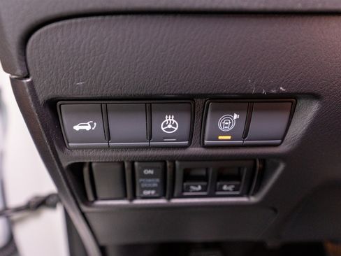 Used 2024 INFINITI QX80 Sensory AWD/4WD image 33