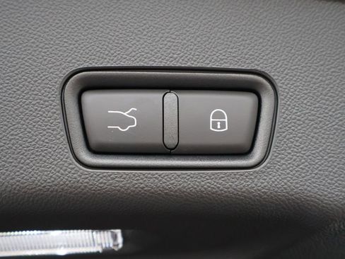 New 2026 Maserati Grecale Folgore AWD/4WD image 19