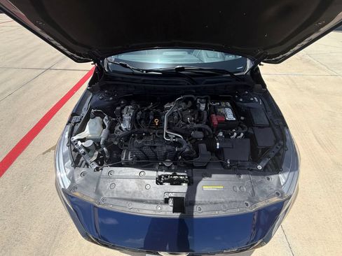 Used 2024 Nissan Altima 2.5 SR w/ SR Premium Package FWD image 19