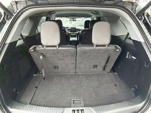 Certified 2023 Ford Explorer Limited image 16