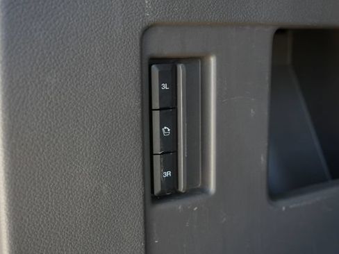 Used 2021 Ford Expedition XLT AWD/4WD image 28