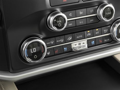 Used 2023 Ford Expedition XLT RWD image 46
