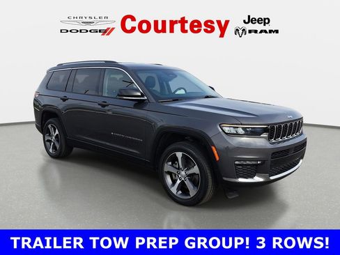 Certified 2023 Jeep Grand Cherokee L Limited w/ Trailer Tow Group (B) image 1