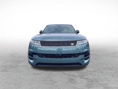 Used 2024 Land Rover Range Rover Sport SE image 2