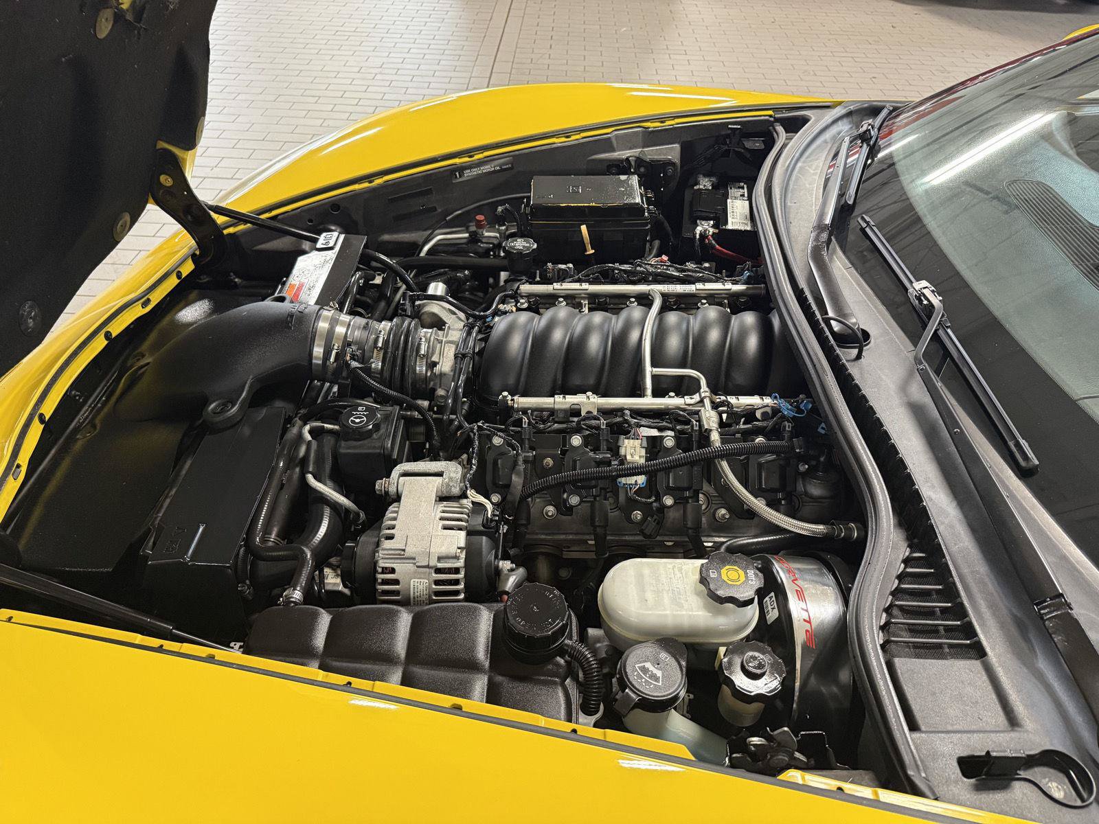 Used 2007 Chevrolet Corvette Coupe w/ Preferred Equipment Group RWD image 15