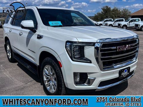 Used 2023 GMC Yukon SLT w/ SLT Luxury Package AWD/4WD image 13