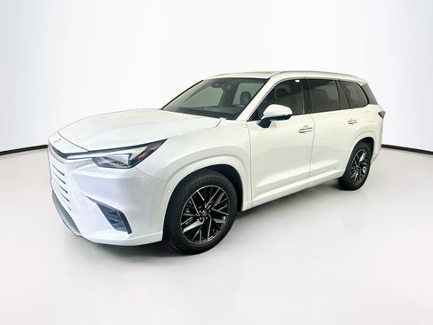 Used 2024 Lexus TX 350 FWD w/ Technology Package image 3