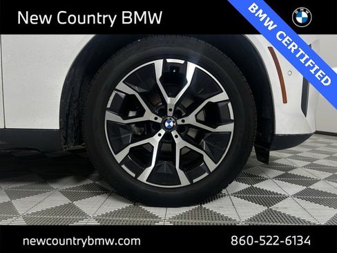 Certified 2025 BMW X3 xDrive30i w/ Premium Package image 9