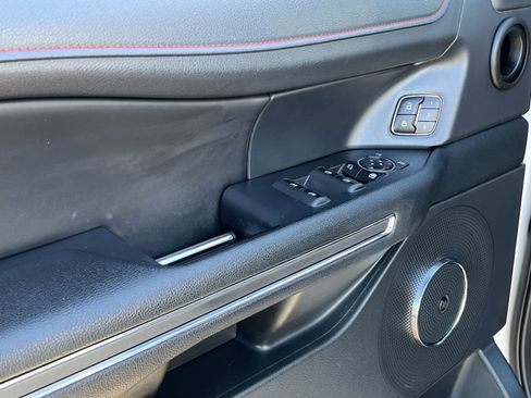 Used 2023 Ford Expedition Limited image 15