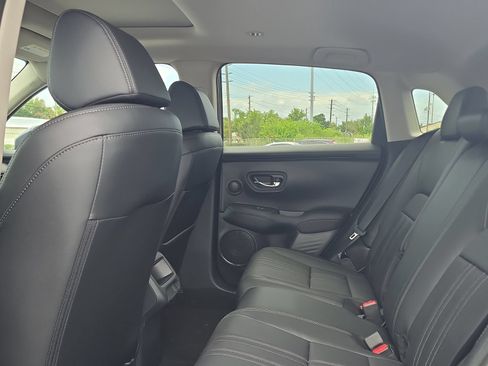 New 2027 Honda HR-V EX-L image 13