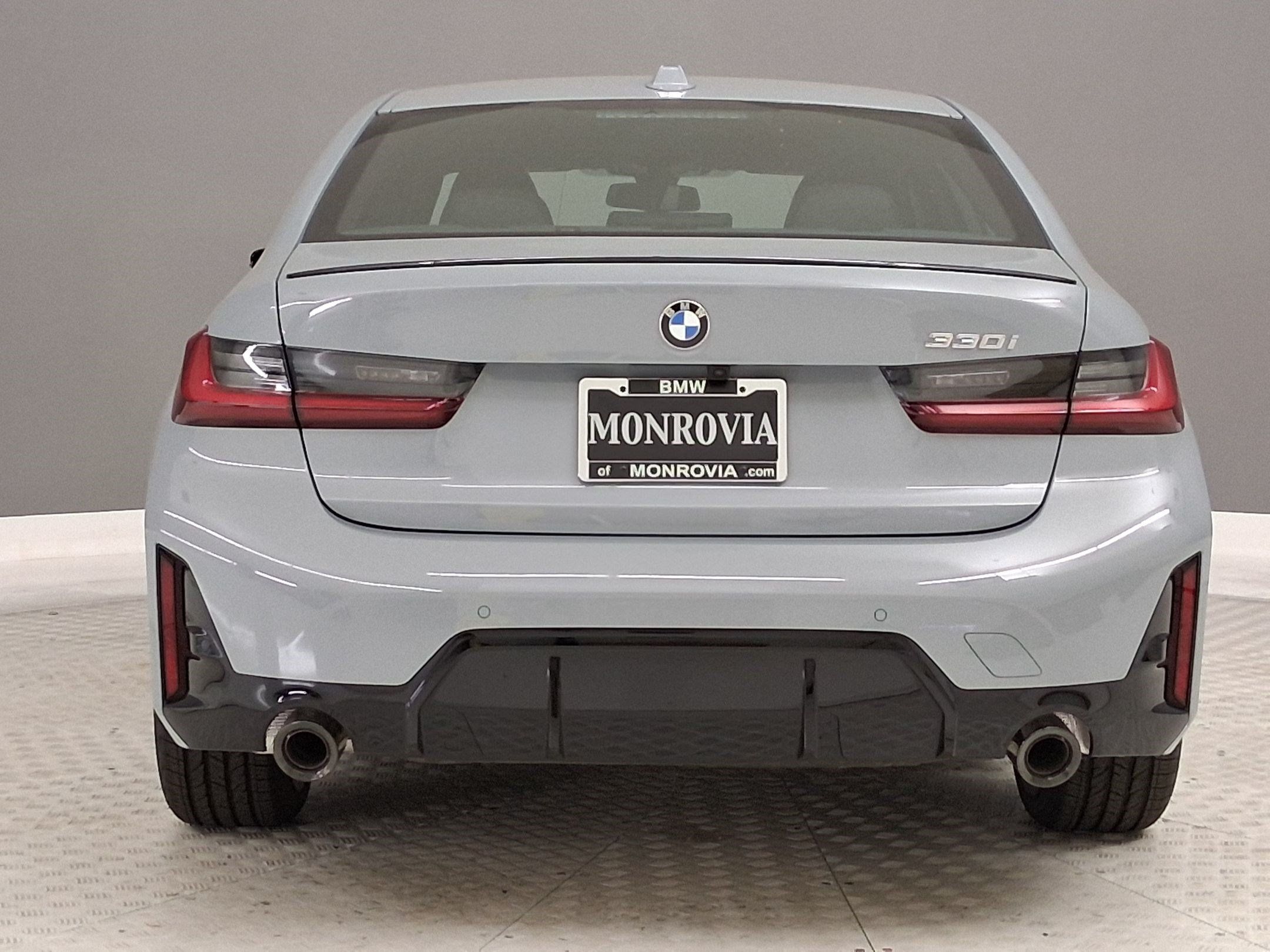 New 2026 BMW 330i Sedan w/ M Sport Package RWD image 8