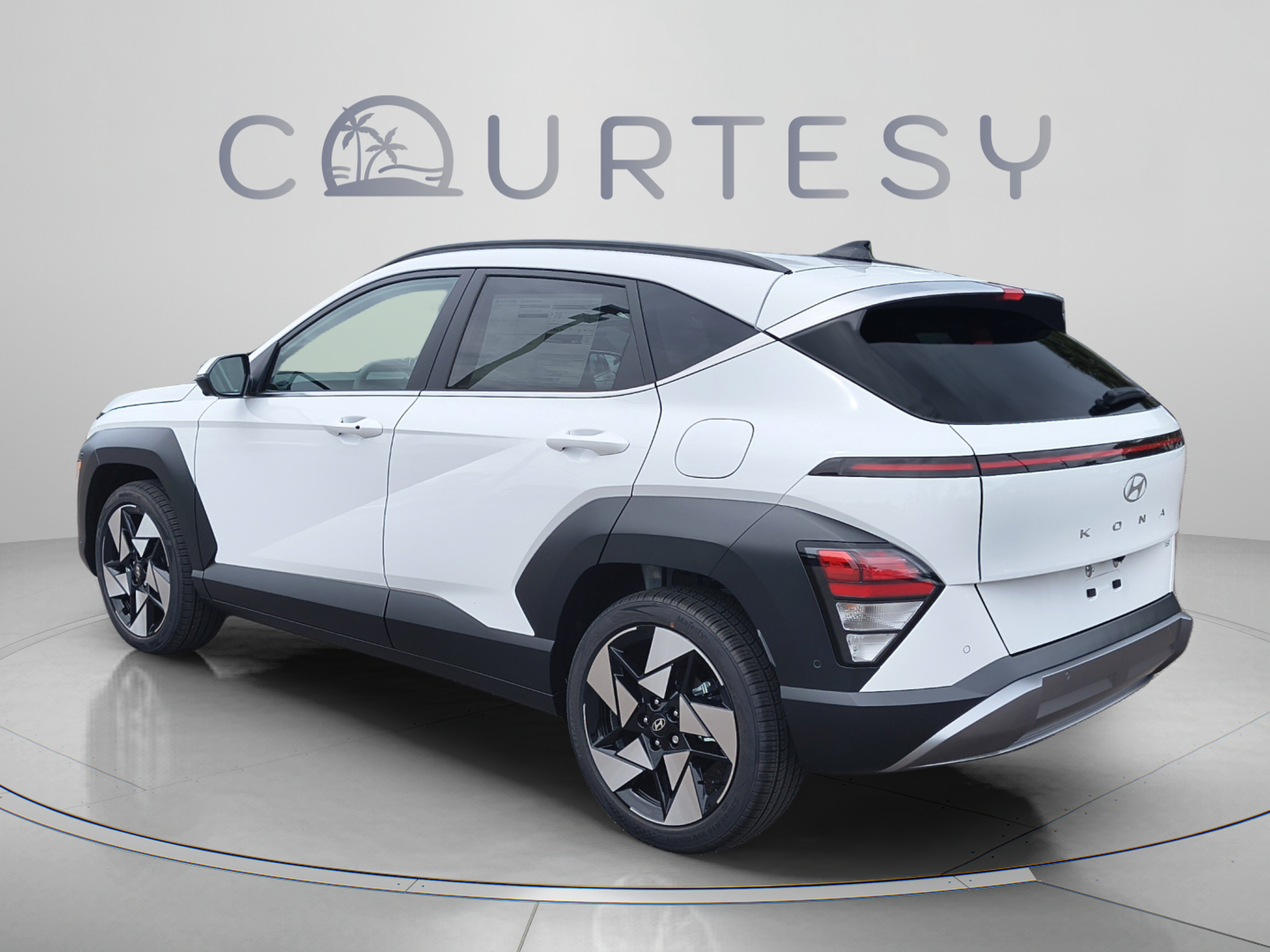 New 2027 Hyundai Kona Limited FWD image 3