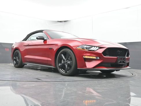 Used 2022 Ford Mustang GT Premium w/ Black Accent Package RWD image 41