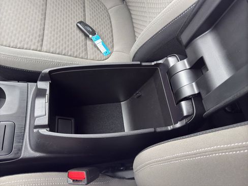 Certified 2022 Ford Escape SE w/ Convenience Package image 27