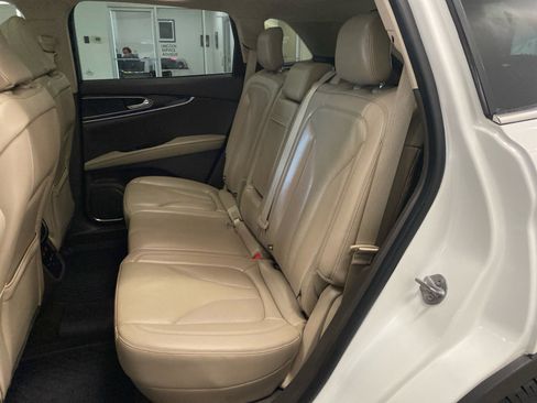 Used 2023 Lincoln Nautilus Reserve w/ Class II Trailer Tow Package image 9