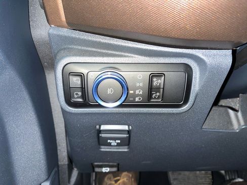 Used 2023 Ford Bronco Outer Banks image 29