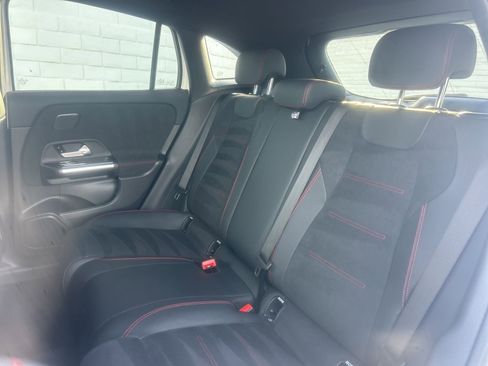 Used 2026 Mercedes-Benz GLA 250 image 10