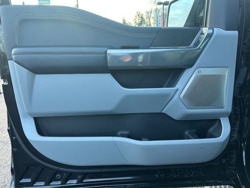 Used 2023 Ford F150 Limited image 22