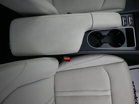 Used 2024 Hyundai Sonata Limited image 36