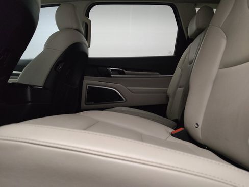 Used 2021 Kia Telluride S FWD image 18