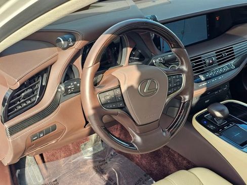 Used 2019 Lexus LS 500 500 Base image 16