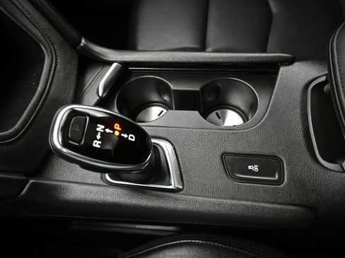 Used 2018 Cadillac XT5 Luxury image 24