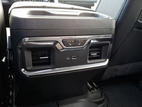 New 2026 GMC Sierra 2500 Denali w/ Denali Reserve Package image 12