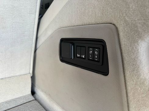 Used 2021 Cadillac Escalade Sport Platinum image 23