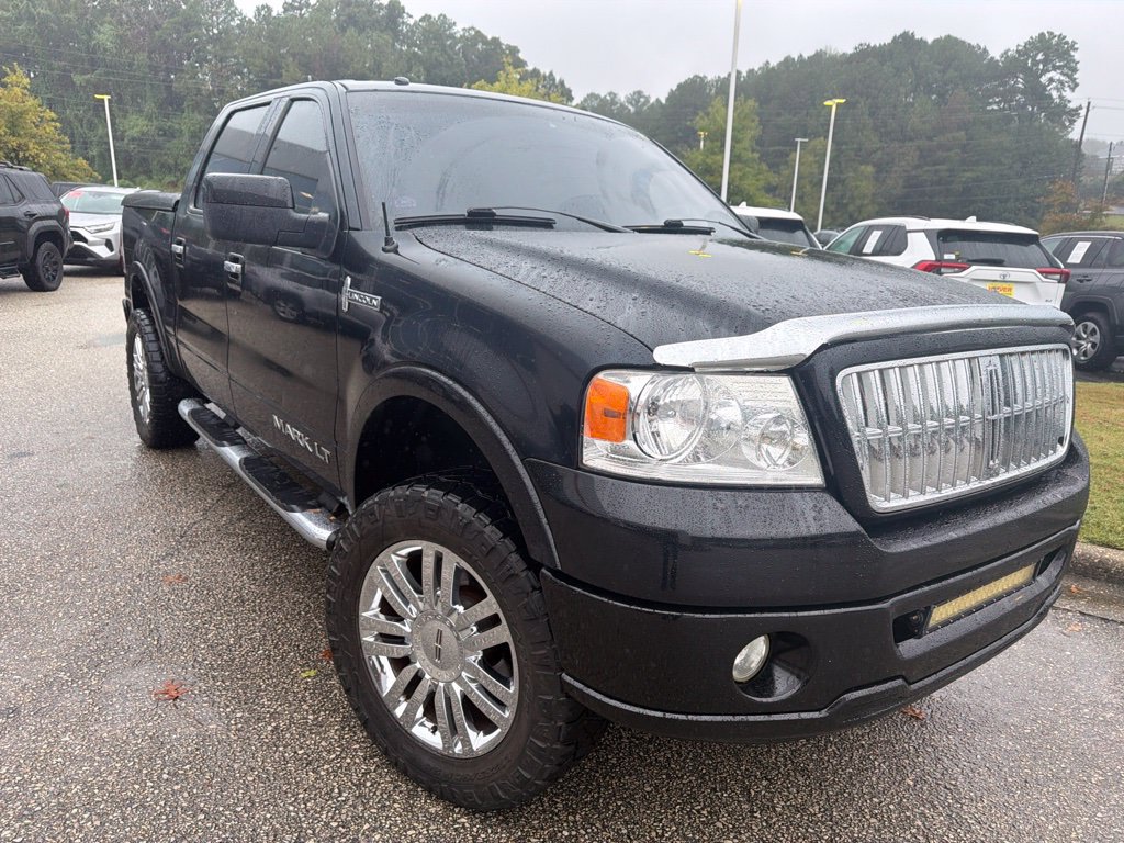 Used 2007 Lincoln Mark LT 4x4 image 4