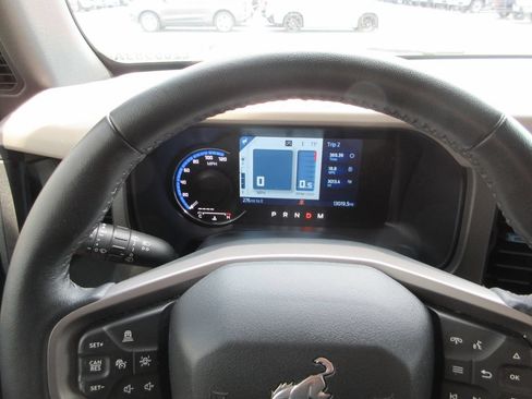 Used 2024 Ford Bronco Wildtrak AWD/4WD image 28