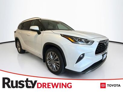 Used 2022 Toyota Highlander Platinum