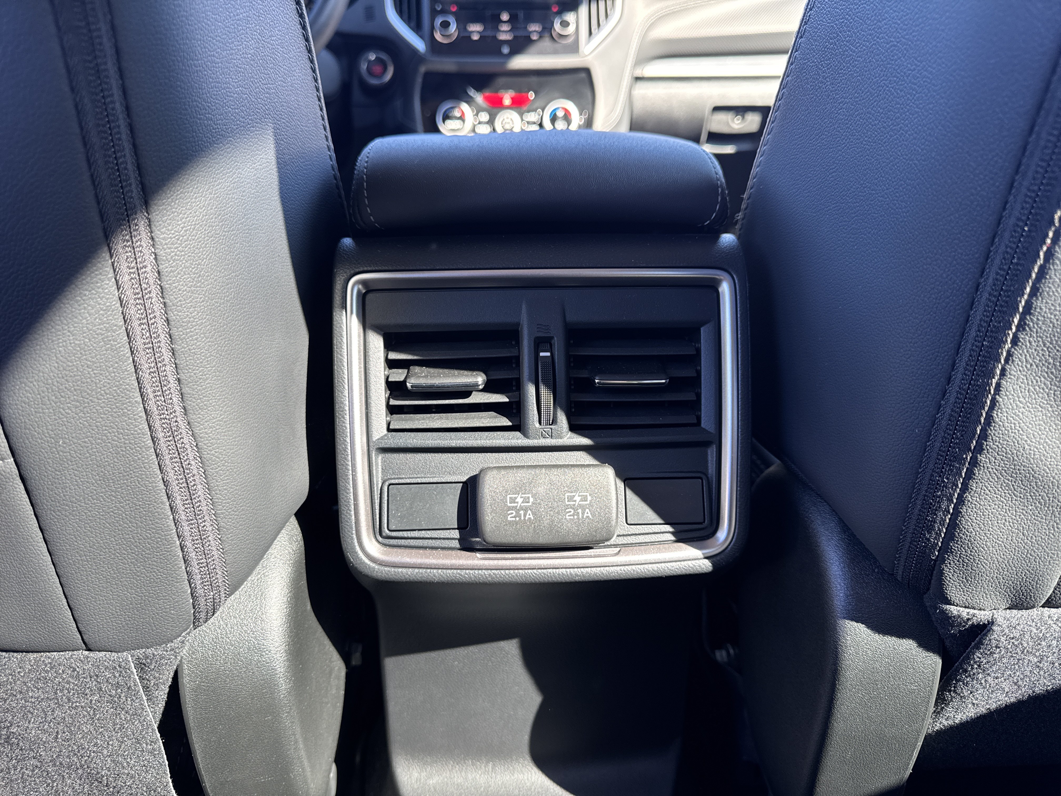 Used 2020 Subaru Forester Limited w/ Popular Package #3 AWD/4WD image 18