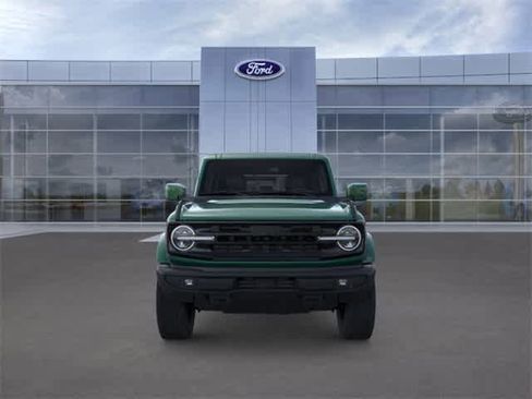 New 2025 Ford Bronco Outer Banks image 6