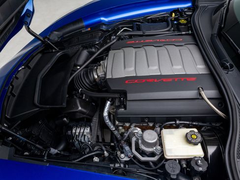 Used 2014 Chevrolet Corvette Stingray Convertible w/ 3LT Preferred Equipment Group image 21