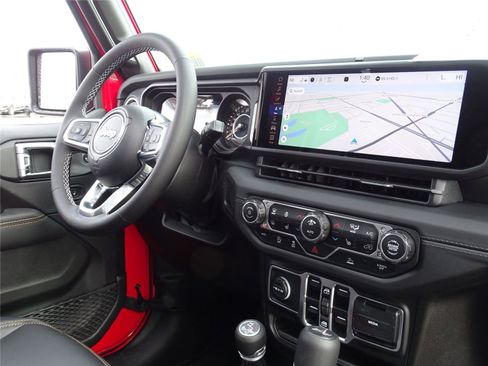 New 2025 Jeep Wrangler Sahara w/ Technology Group image 8